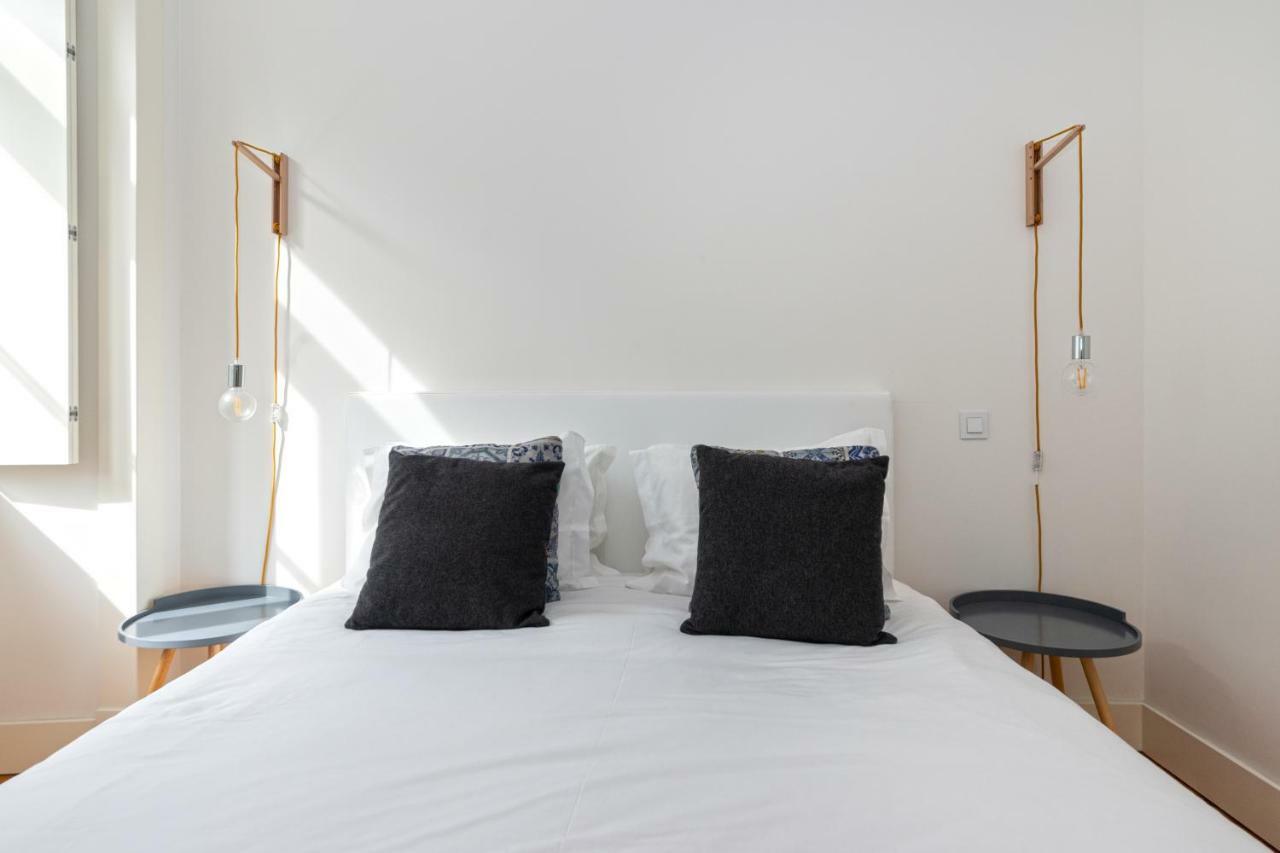 Modern Apartment In The Historical Center Lisboa Exterior foto